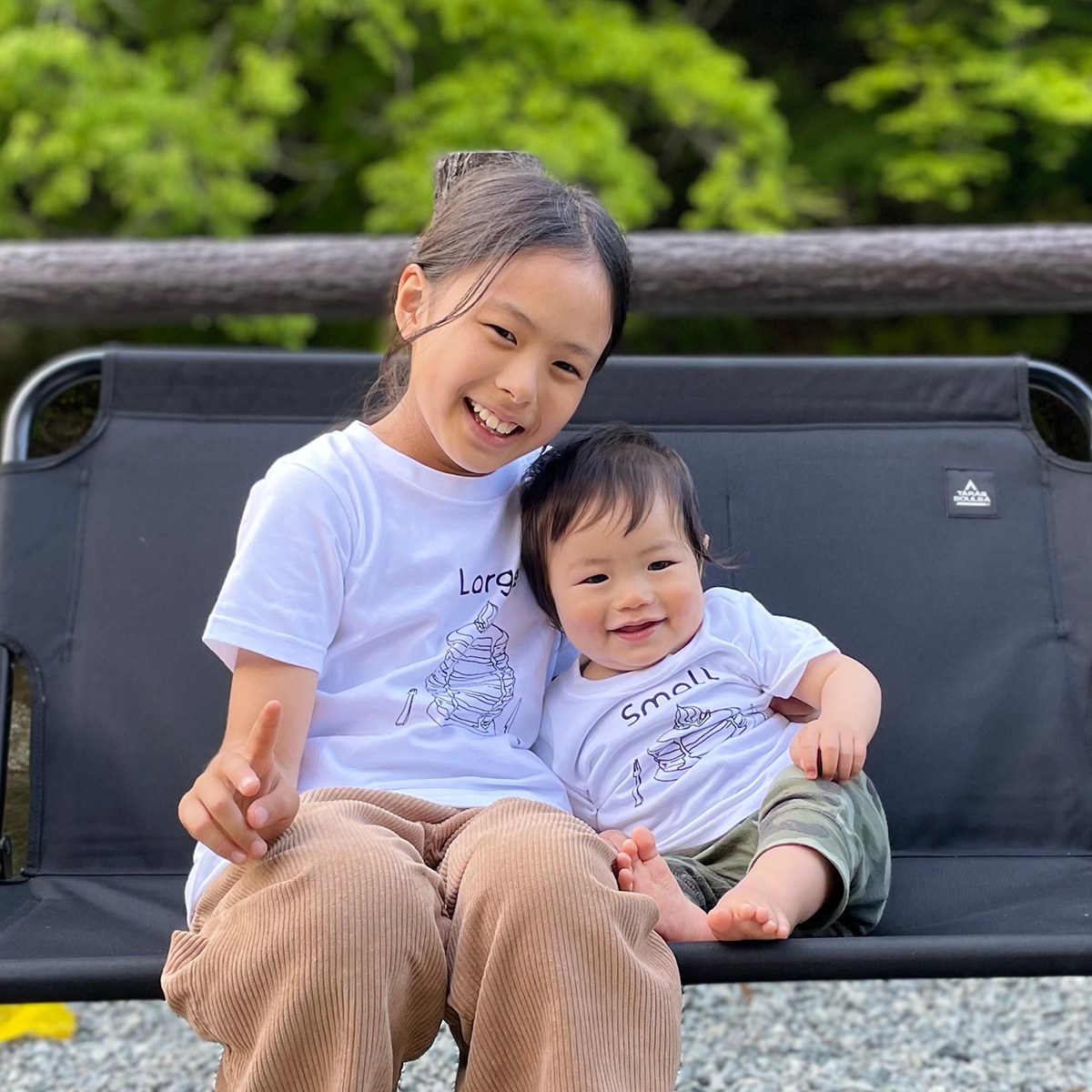 2人兄弟姉妹でおそろい /ハンバーガー SMALL×BIG プリント/ Tシャツ2枚組ギフトセット